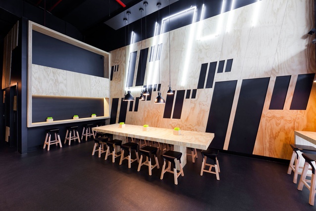 11" – Zwei Interiors Architecture