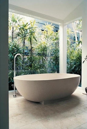Bungan Beach House, Sydney, designed by Pamela Makin and Reginald Byrne.
