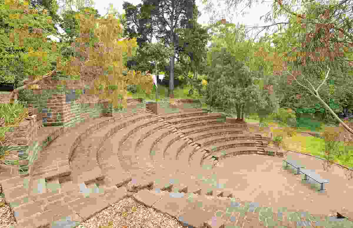 The Northcote Amphitheatre (1986), modelled on Edmond’s studies of the ancient Greek theatre at Epidaurus, was one of her favourite projects.