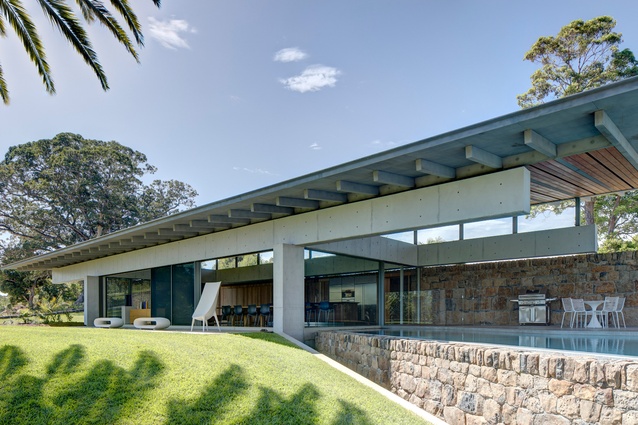 Lune de Sang Pavilion by CHROFI.