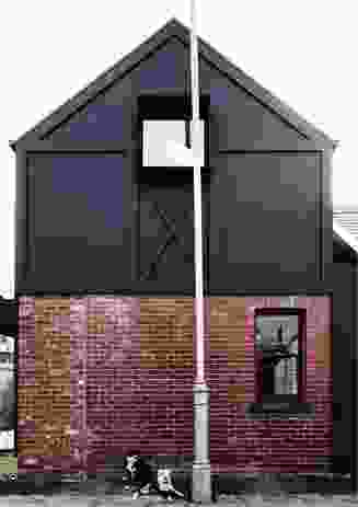 The two-storey extension is based on the way children draw houses.