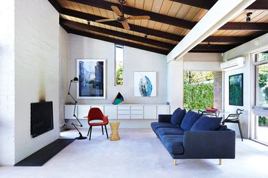 Grange Road Townhouse “is clearly unpretentious, comfortable and accommodating to live in.” Artwork (L–R): Martin Smith; Gemma Smith (sculpture); Emily Ferretti.