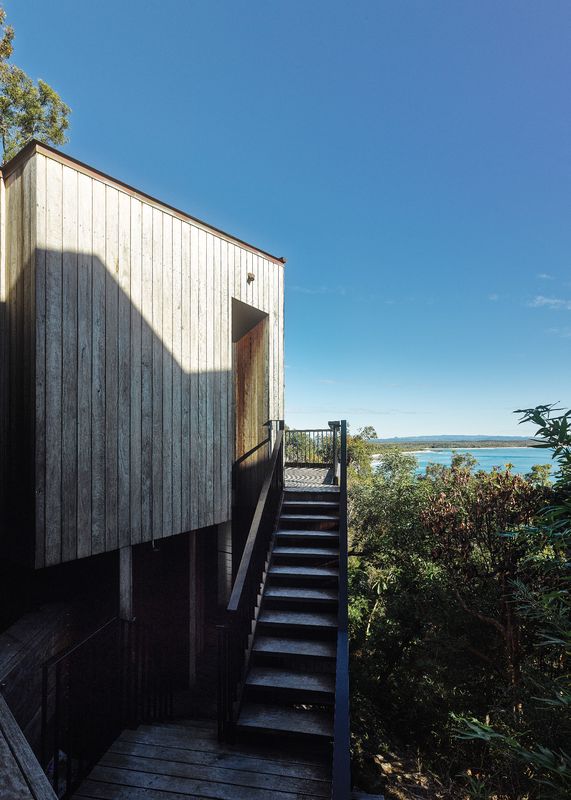 Light and shade House in Noosa ArchitectureAu