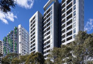 吉本斯街,Redfern,由DKO建筑公司设计。