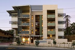  The articulated street frontage shows the palette of materials used at Grey Gums. Image: Graham Philip 