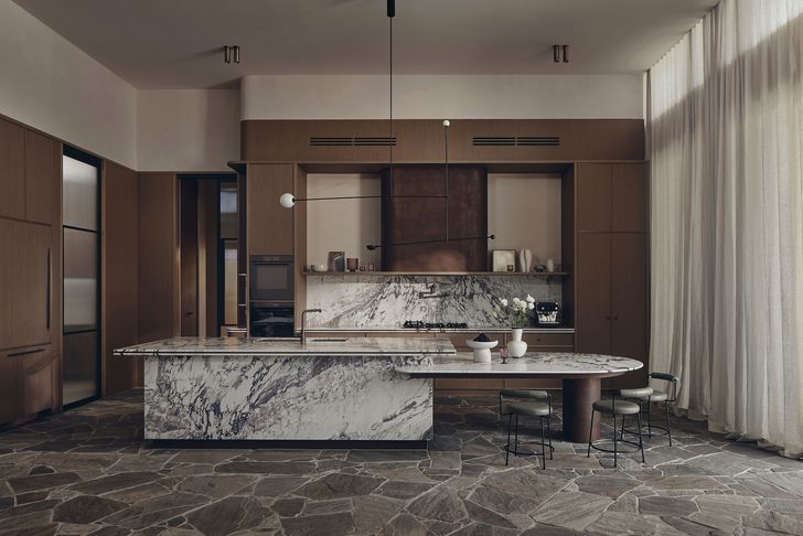 West End Residence by Tom Mark Henry
