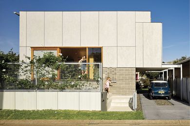 Waratah Secondary House by Anthrosite.