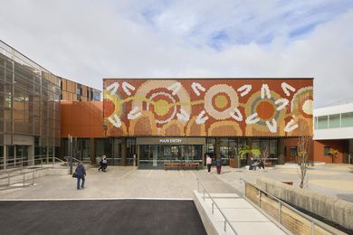 The expansion has allowed the modernisation and vertical connectivity of critical services – including the emergency department, operating theatres, an intensive care ward and a helipad.