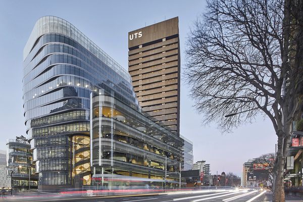 UTS Central by FJMT.