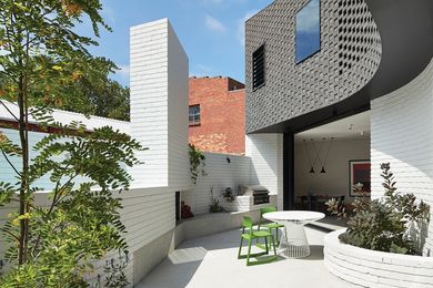 Perimeter House by Make Architecture.