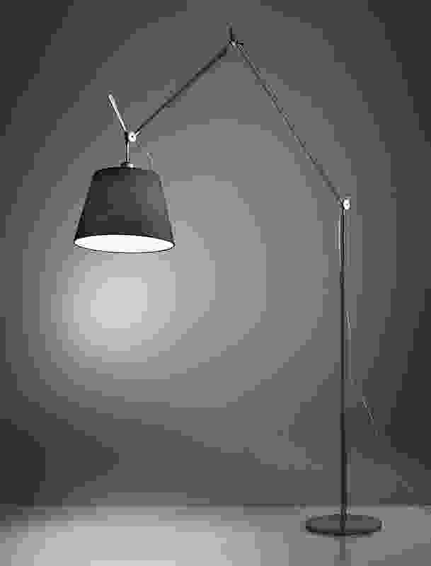 Black Tolomeo Mega Terra floor lamp.
