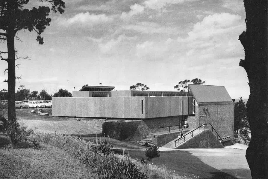 An exterior view of the Dee Why Library designed by Edwards Madigan Torzillo and Partners. (Photographed in 1966.)