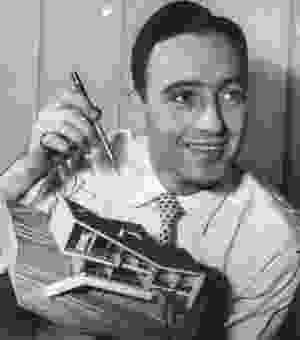 Architect Harry Seidler with model of Melller House, Castlecrag, 1950.