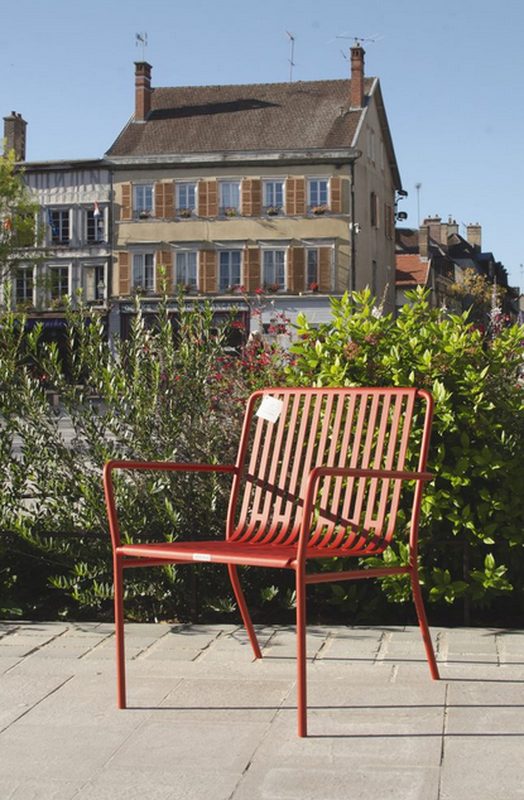 Aura outdoor armchair by Jardin Desire