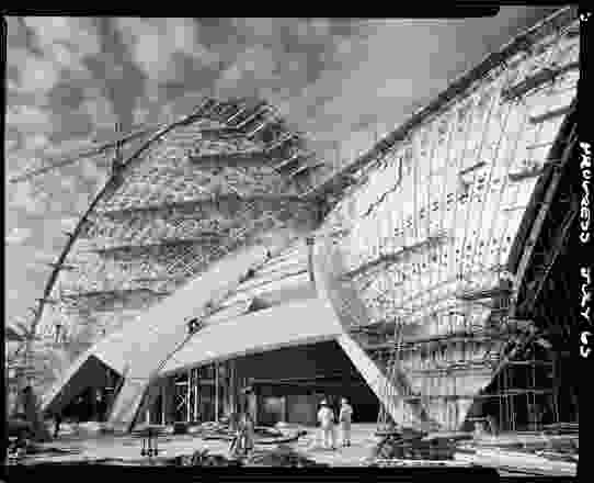 Max Dupain and Associates records and negative archive : uncommissioned Sydney Opera House construction photographs, 1965-1972.