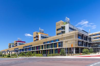 Sunshine Coast University Hospital by Architectus Brisbane and HDR Rice Daubney as Sunshine Coast Architects was awarded with the Gabriel Poole Award for Building of the Year.
