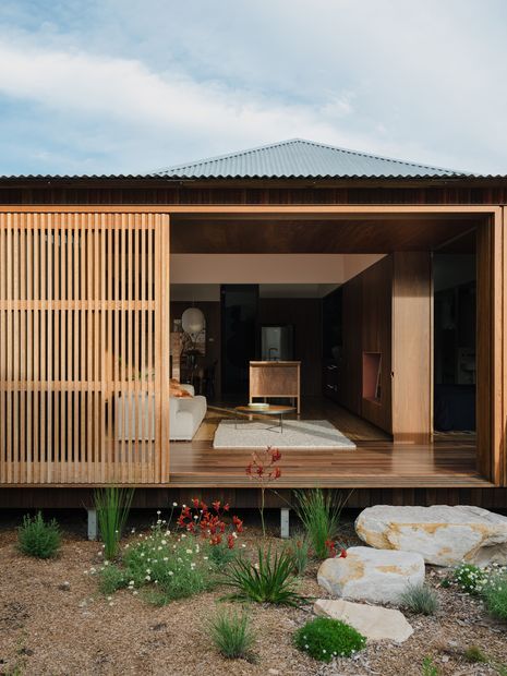 Aru House by Curious Practice.