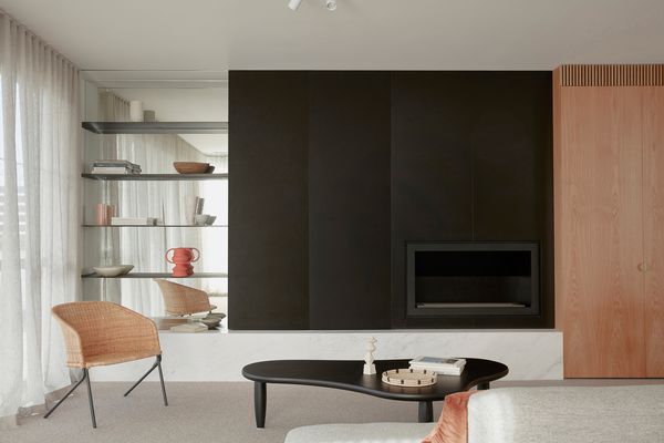 Darling Apartment by Blair Smith Architecture.