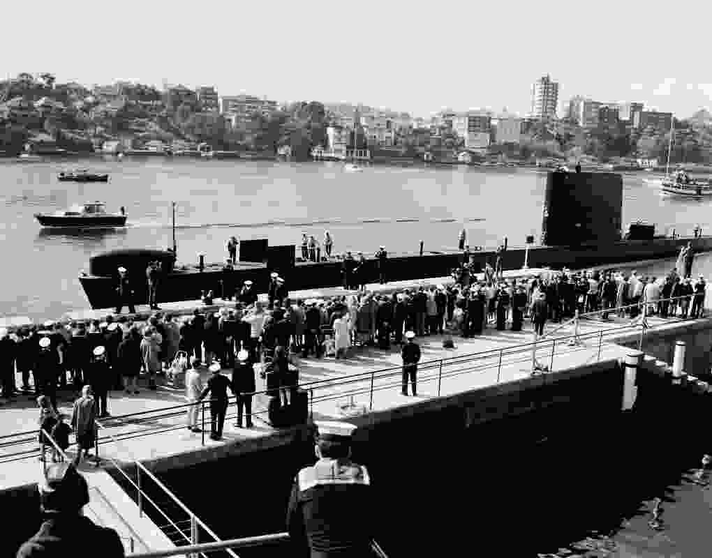 The submarine HMAS Oxley at the HMAS Platypus Wharf, 1967.
