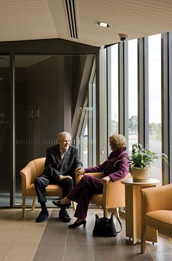  Entry and waiting area adjacent to reception. Image: Dianna Snape 