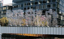 Nadim Karam’s The Travellers on
Sandridge Bridge. Photo John Gollings.