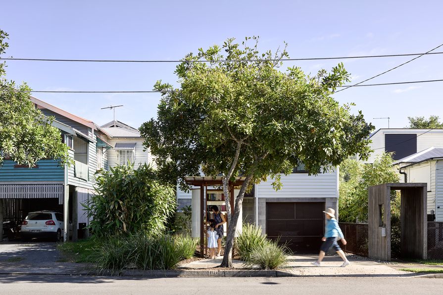 Fully Booked Footpath Library Architectureau