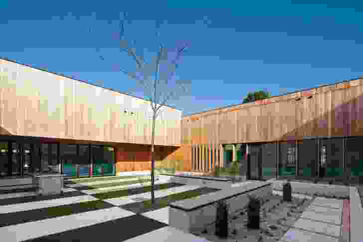 Dandenong Mental Health Facility by Bates Smart Whitefield McQueen Irwin Alsop Joint Venture.
