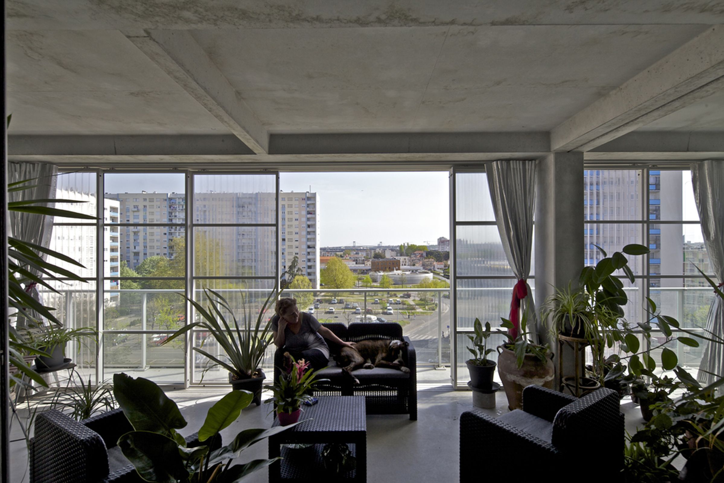 All constraints can be turned into good': Lacaton and Vassal