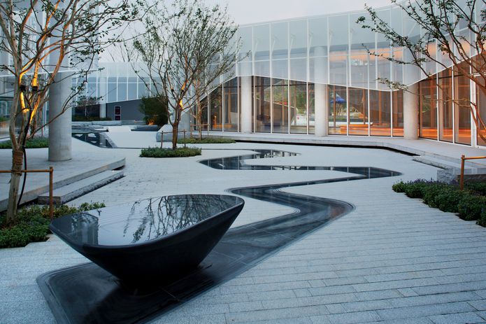 The design of the Yueyuan Courtyard by Z + T Studio seeks to merge contemporary design ideas with an oriental aesthetic sensitivity.