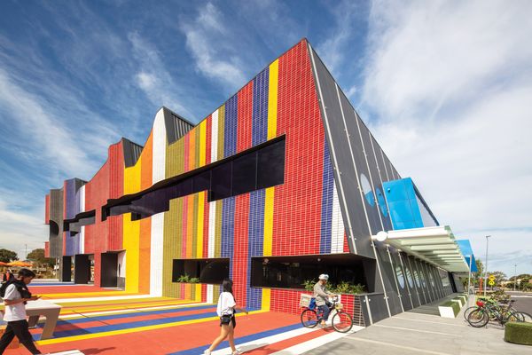 Each of the library’s four facades depicts a different aspect of the character of Springvale.