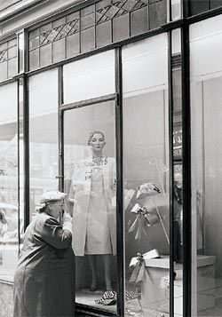 Queens Arcade – 5, 1957.