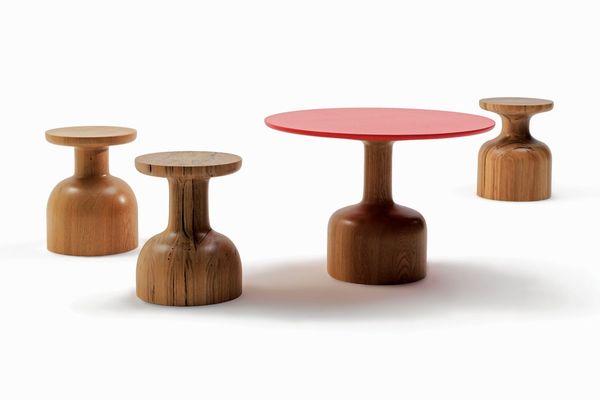 Bandy tables by Jardan.