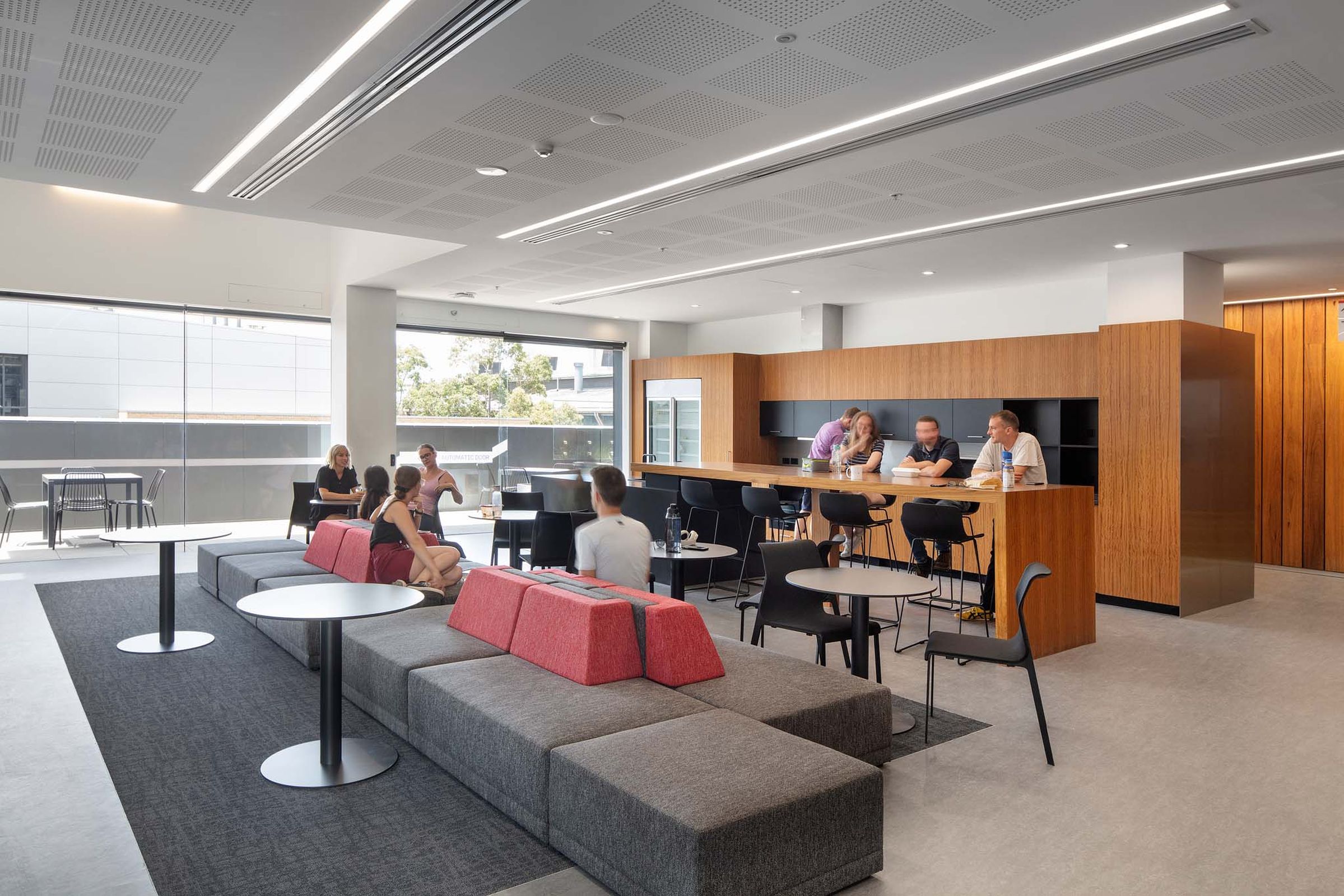 University of Wollongong’s ‘crystalline’ building for sensitive ...