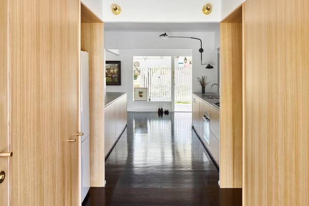Monash Road House (Qld) by Zuzana and Nicholas.
