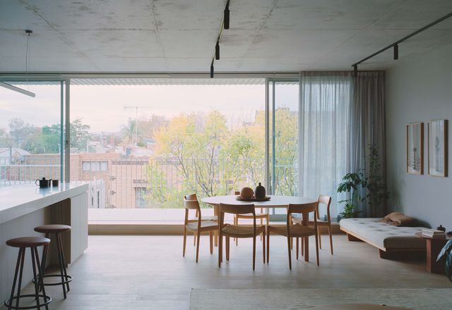 Spanning the full width of the plan, the apartment enjoys generous access to light and views. Artworks: Marina Breit.