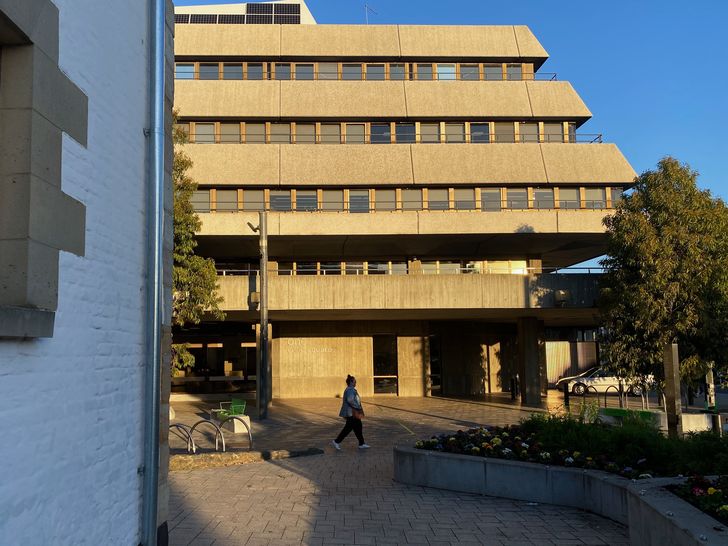 Henty House – Peter Partridge (Department of Housing and Construction)
