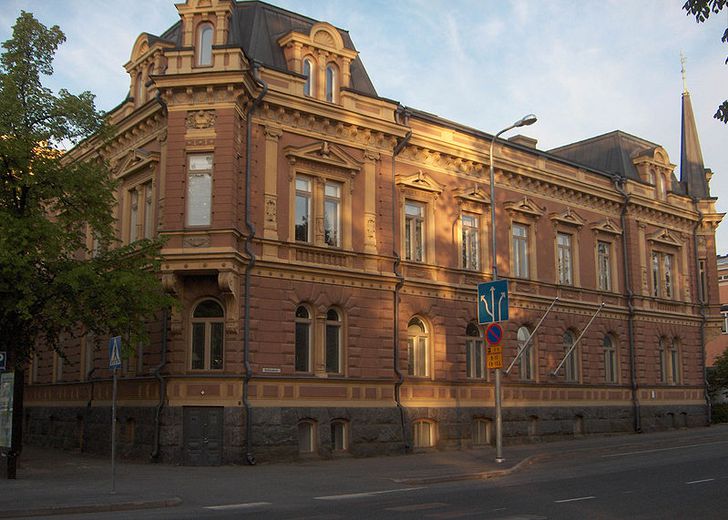 Signelinna, believed to be designed by the first qualified female architect in the world in 1892. Signe Hornborg was Finnish.