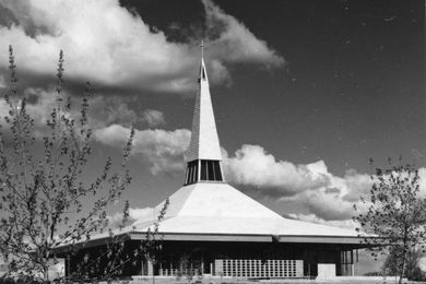 Holy Trinity Memorial Church in Canberra, ACT, by Frederick Romberg of Grounds, Romberg and Boyd (1961). The square-planned, “tent-roofed” Lutheran church was designed as a dual-purpose space combining worship and social functions.