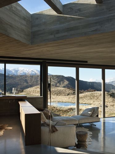 “Let the land speak”: Queenstown House | ArchitectureAu