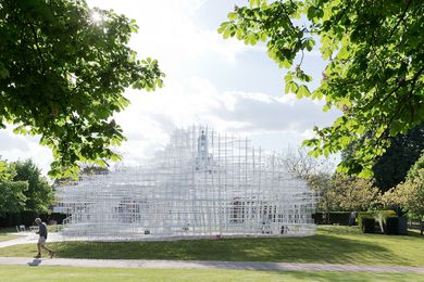 The cloud-like Serpentine Pavilion by Sou Fujimoto Architects, 2013.