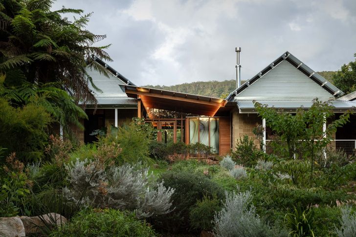 Zulaikha Laurence “Tree Change House” – Studio ZAWA.