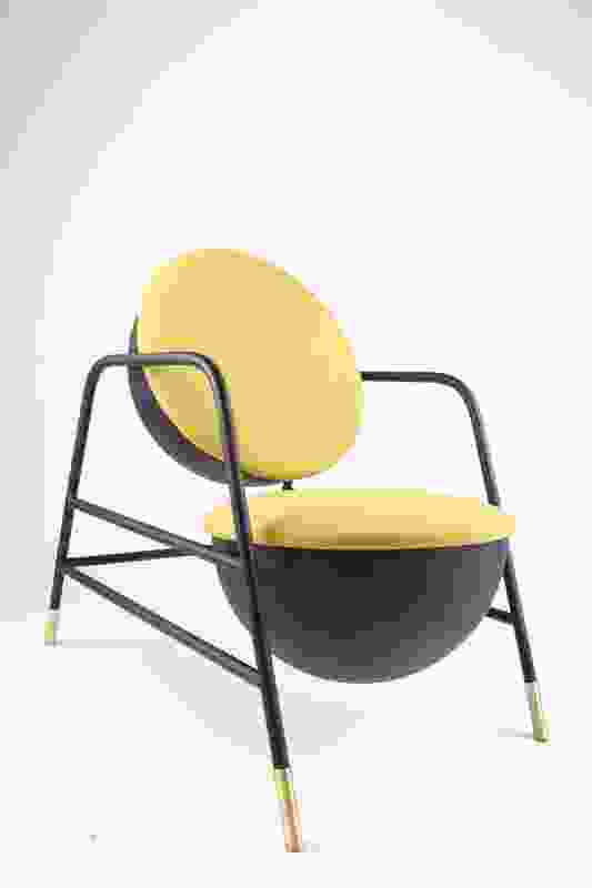 Indolente chair by Studio Caramel.