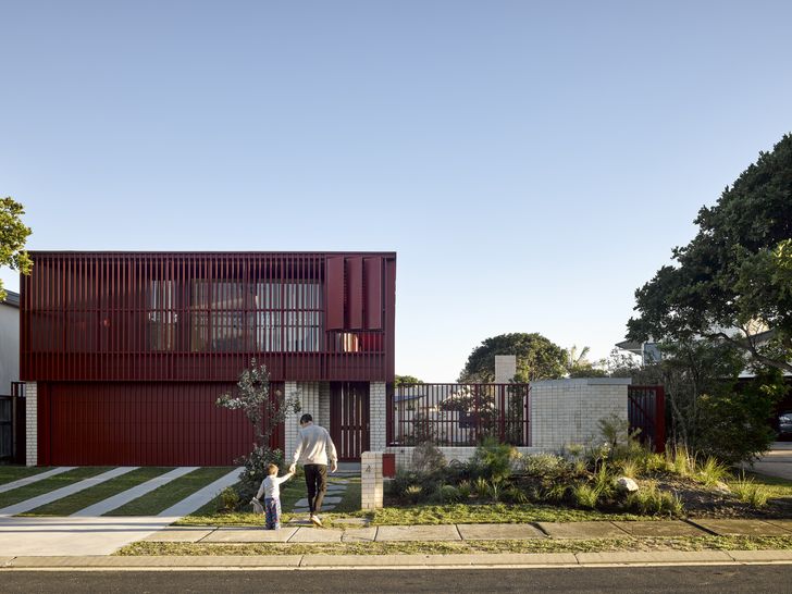 The Robin Dods Award for Residential Architecture - Houses (new): Casuarina House by Vokes and Peters.