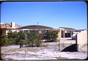 Grant House by Peter McIntyre (1956).