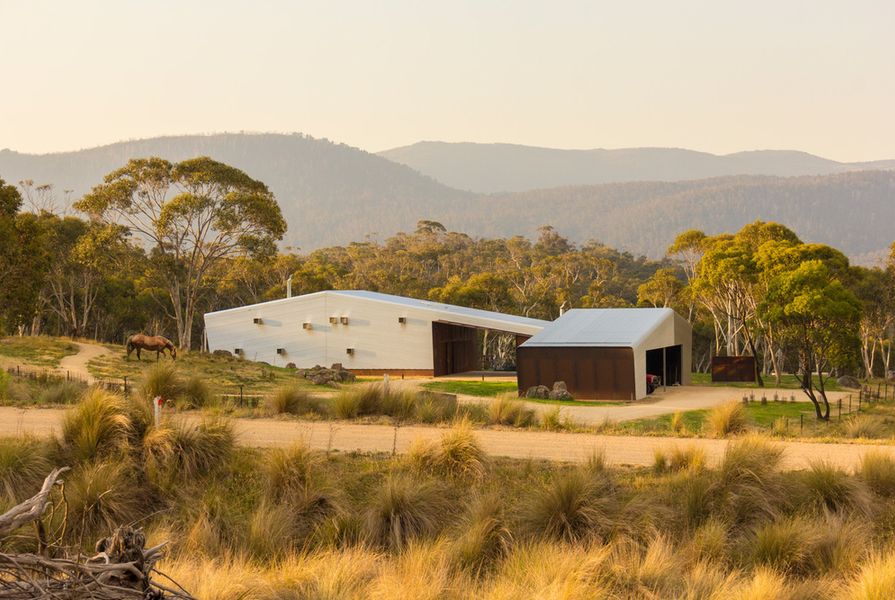 Crackenback Stables – Casey Brown Architecture, Myson and Berkery (associate architects).