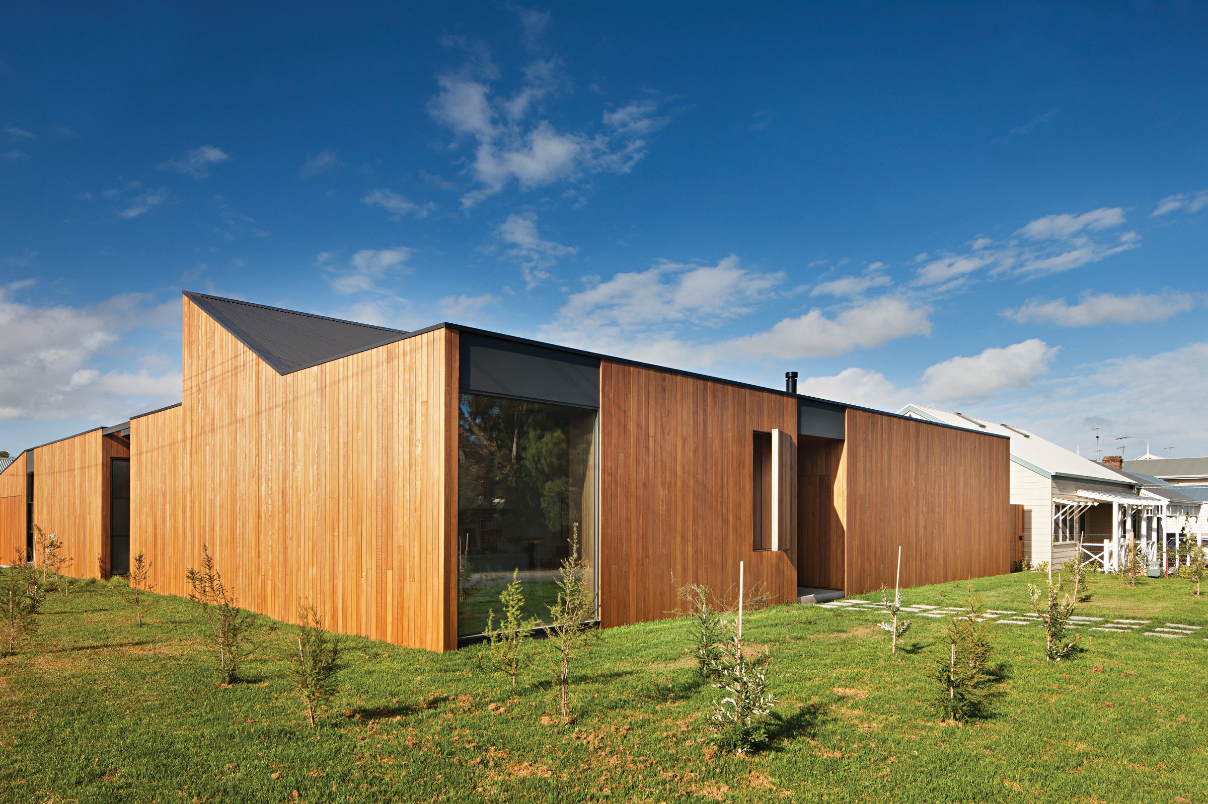 Gable Protrursion Subtle luxury: The Villa at Barwon Heads | ArchitectureAu
