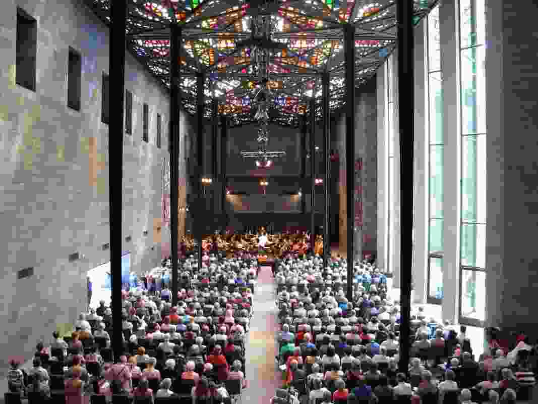 The Great Hall in the National Gallery of Victoria by Roy Grounds, 1968.