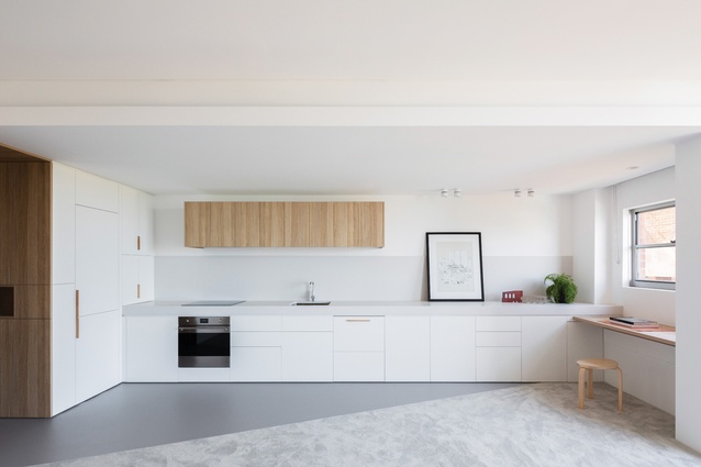 Darling Point Apartment (NSW) by Brad Swartz Architect.