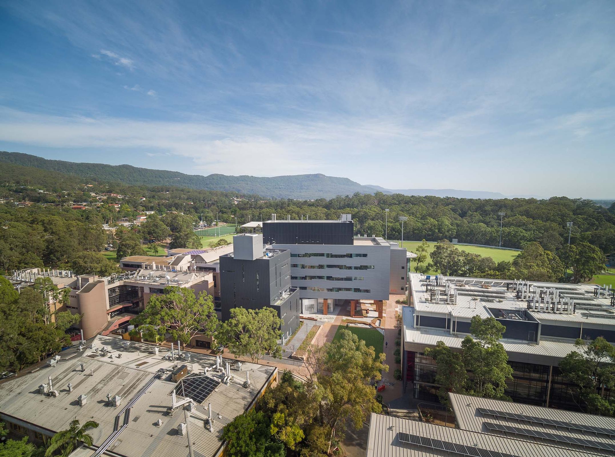 University of Wollongong’s ‘crystalline’ building for sensitive ...