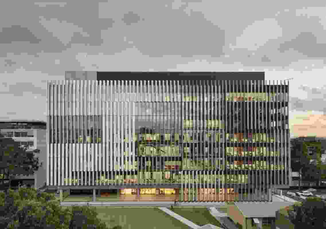 UNSW Hilmer Building – Grimshaw, HDR (associate architects).